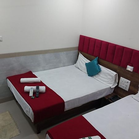 Hotel New Balaji Residency 뭄바이 외부 사진