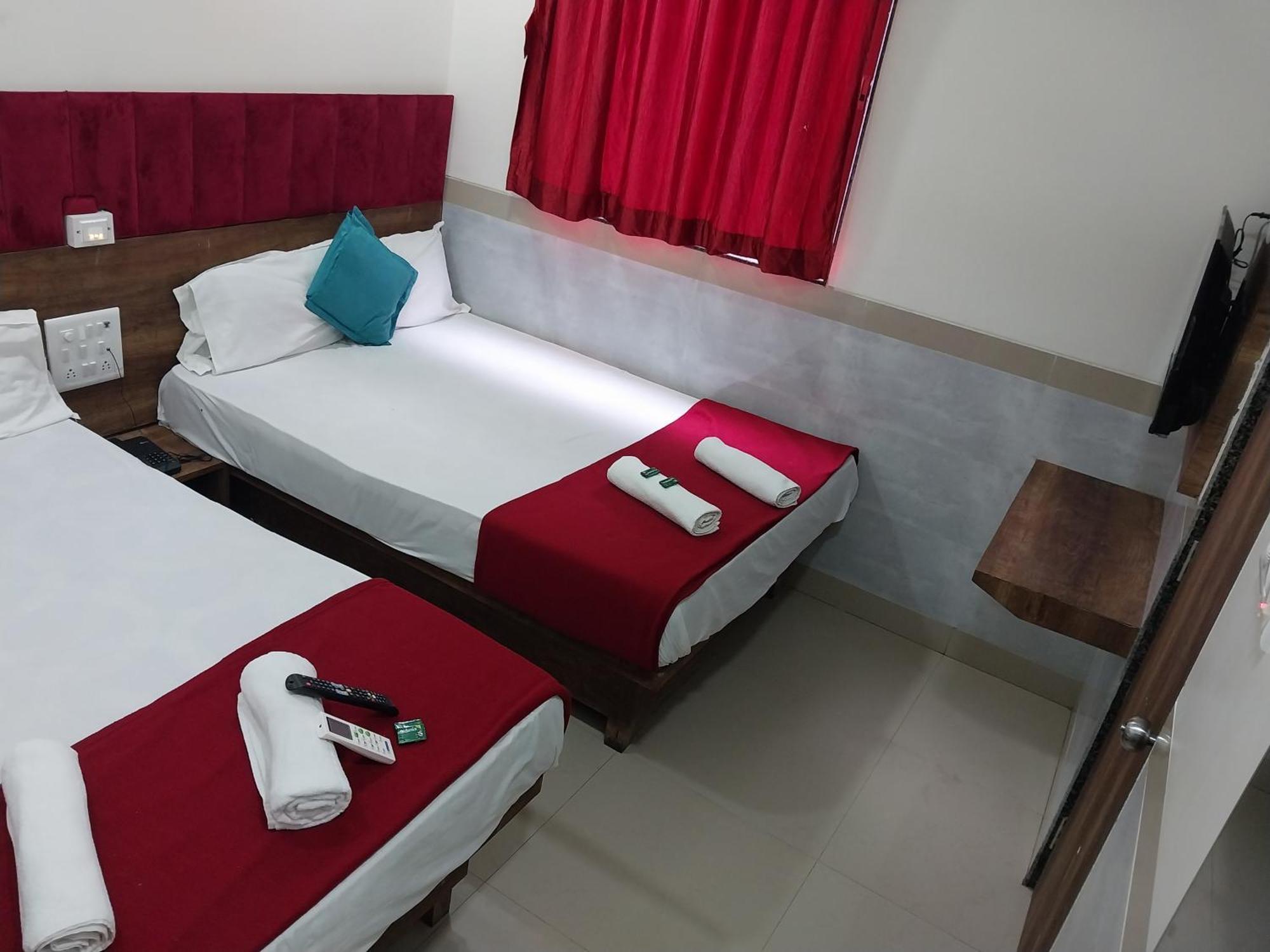 Hotel New Balaji Residency 뭄바이 외부 사진