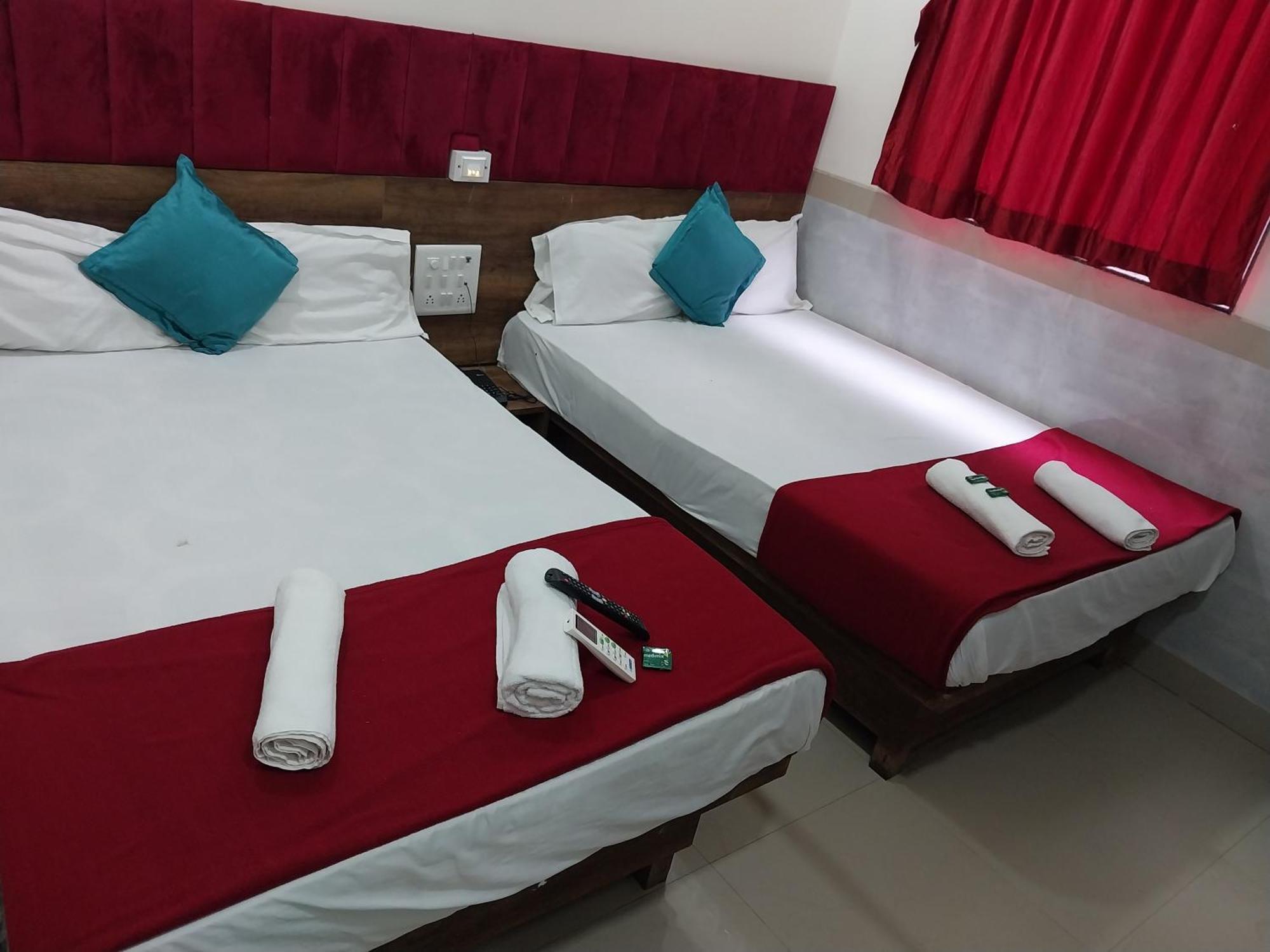 Hotel New Balaji Residency 뭄바이 외부 사진
