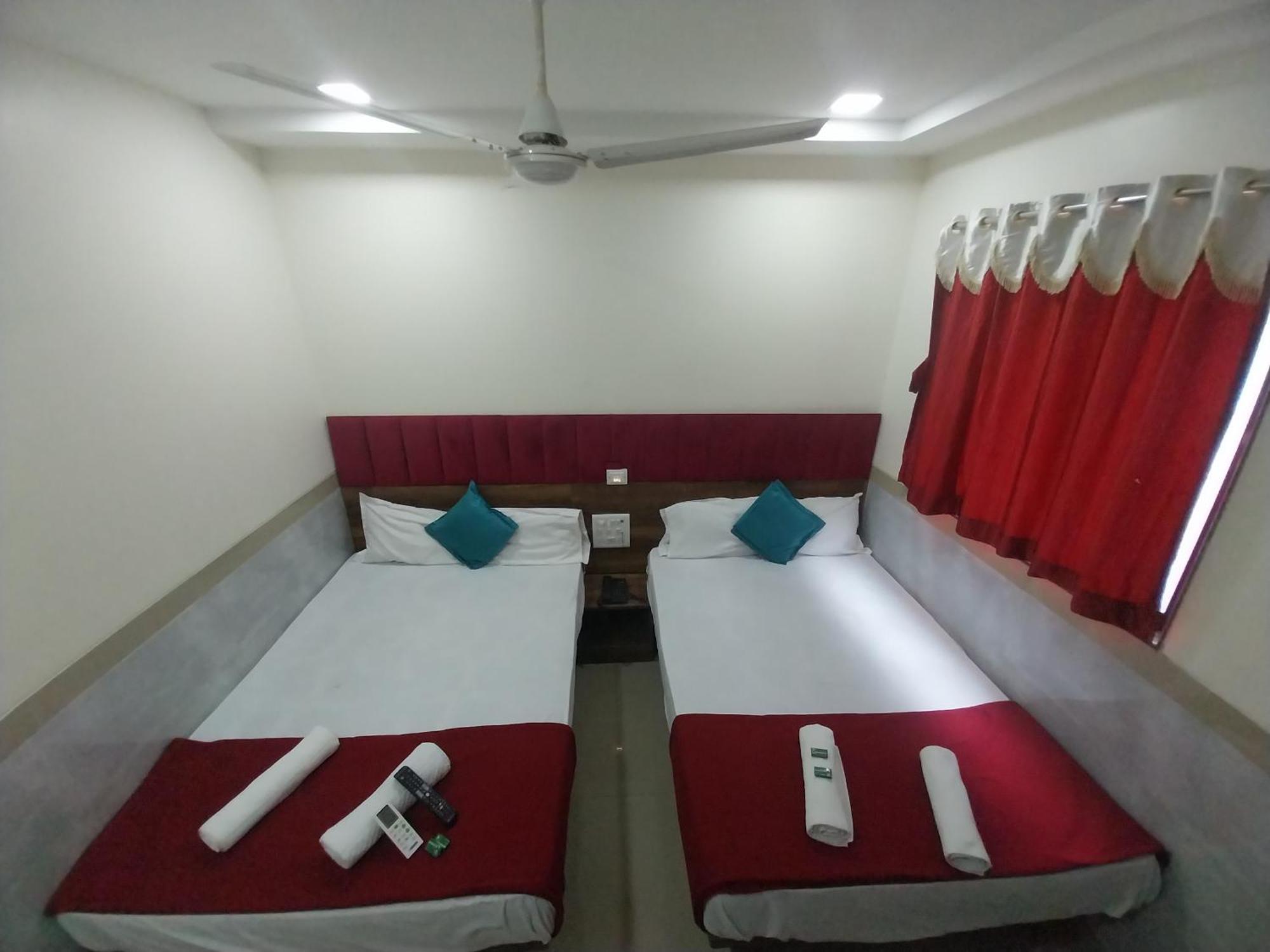 Hotel New Balaji Residency 뭄바이 외부 사진