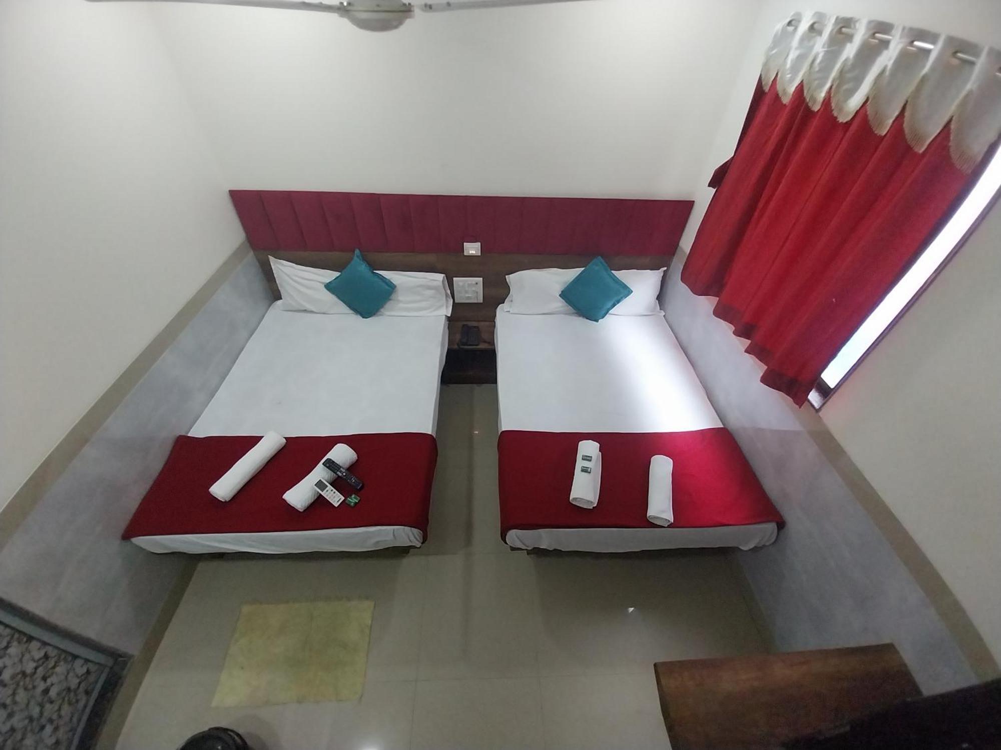 Hotel New Balaji Residency 뭄바이 외부 사진