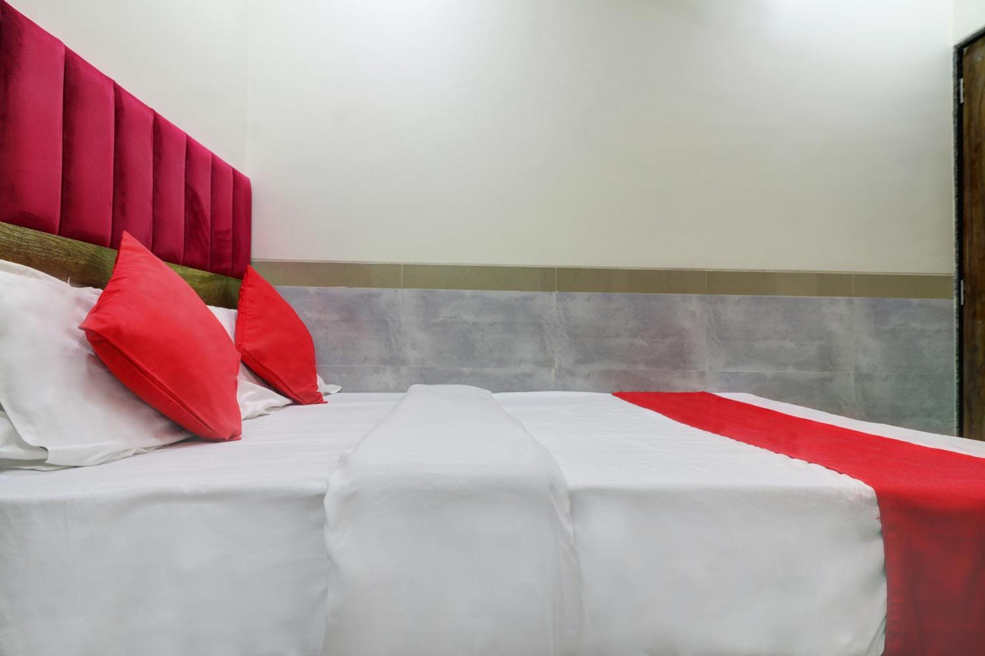 Hotel New Balaji Residency 뭄바이 외부 사진