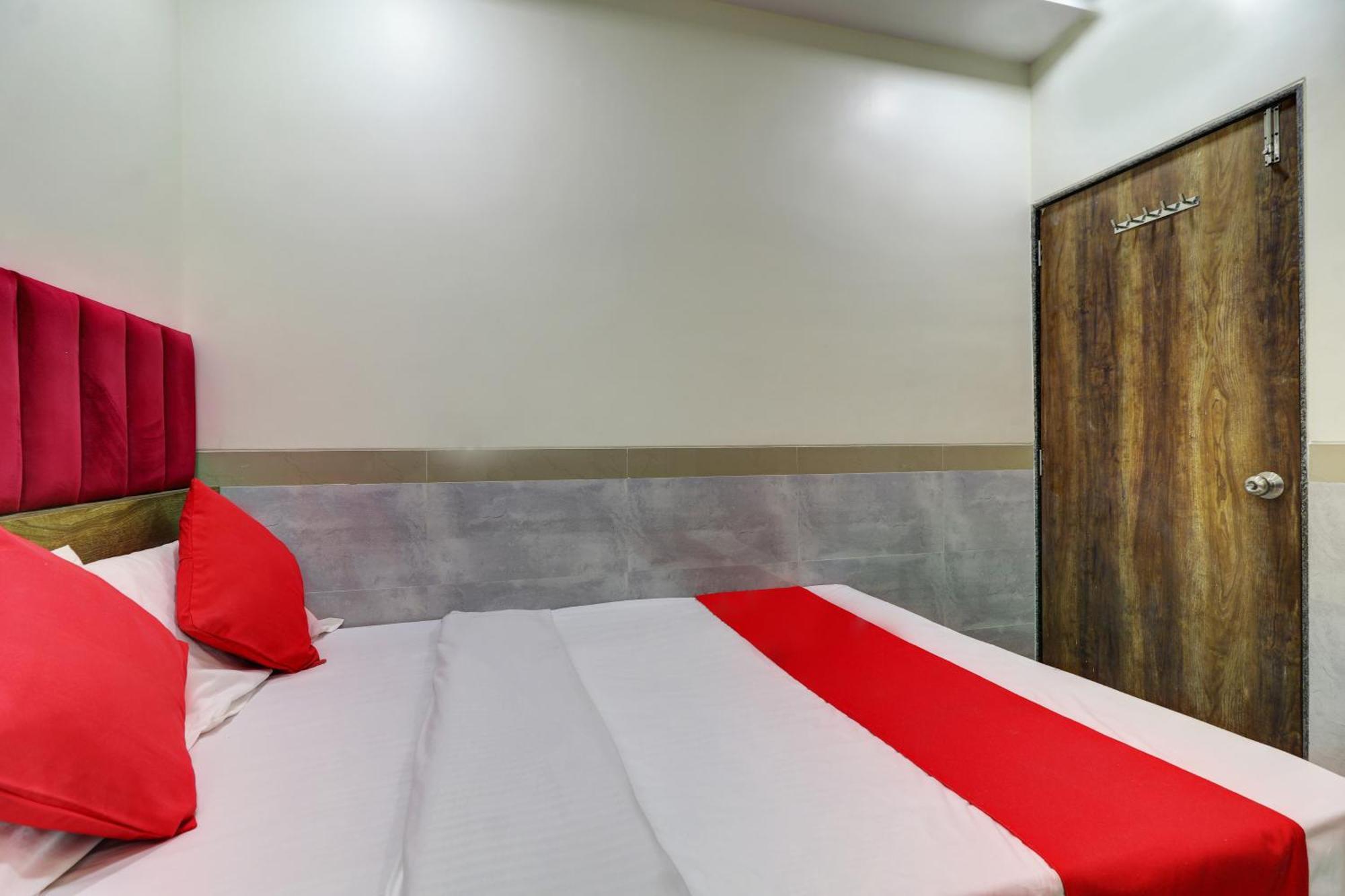 Hotel New Balaji Residency 뭄바이 외부 사진
