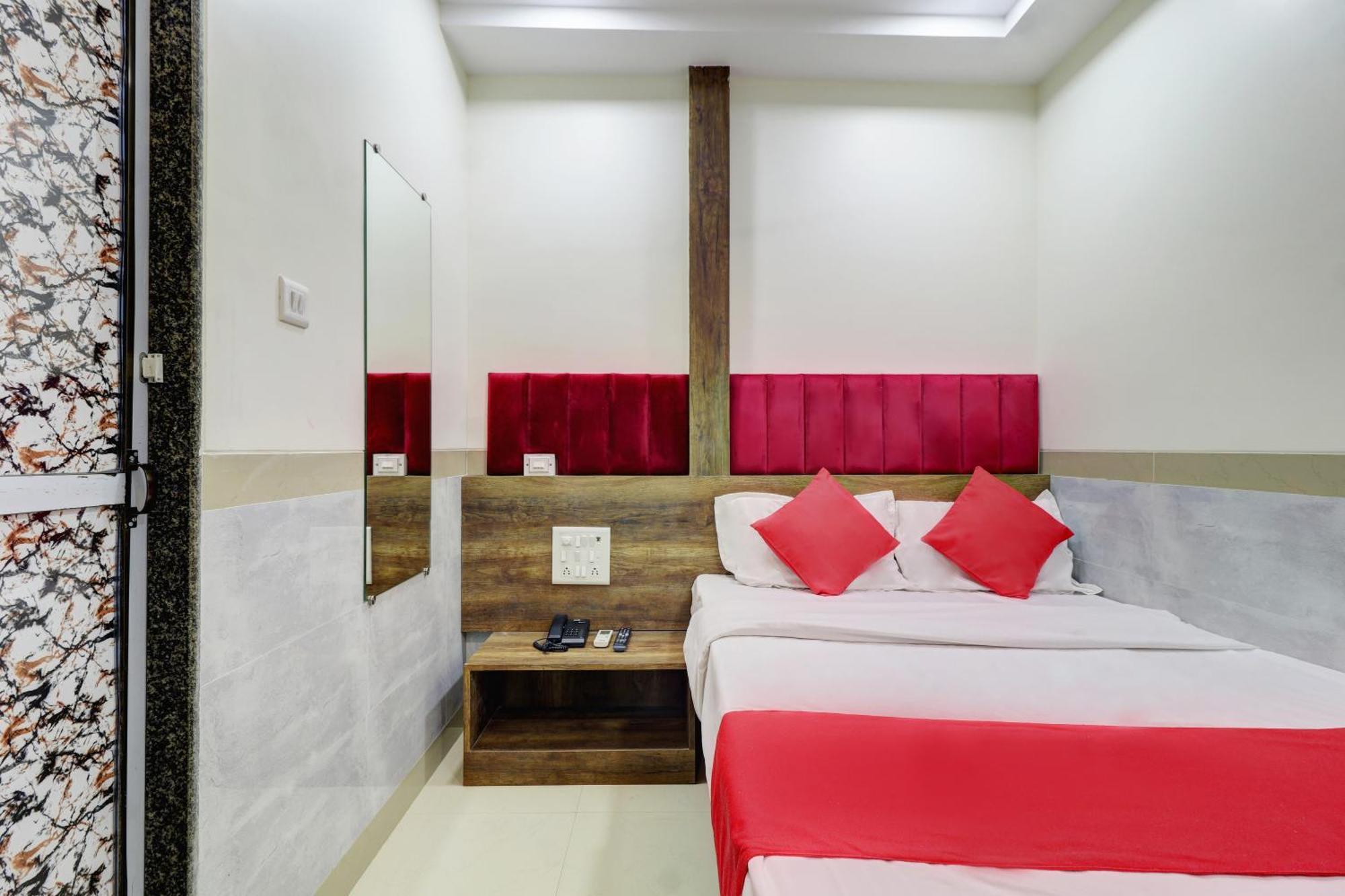 Hotel New Balaji Residency 뭄바이 외부 사진